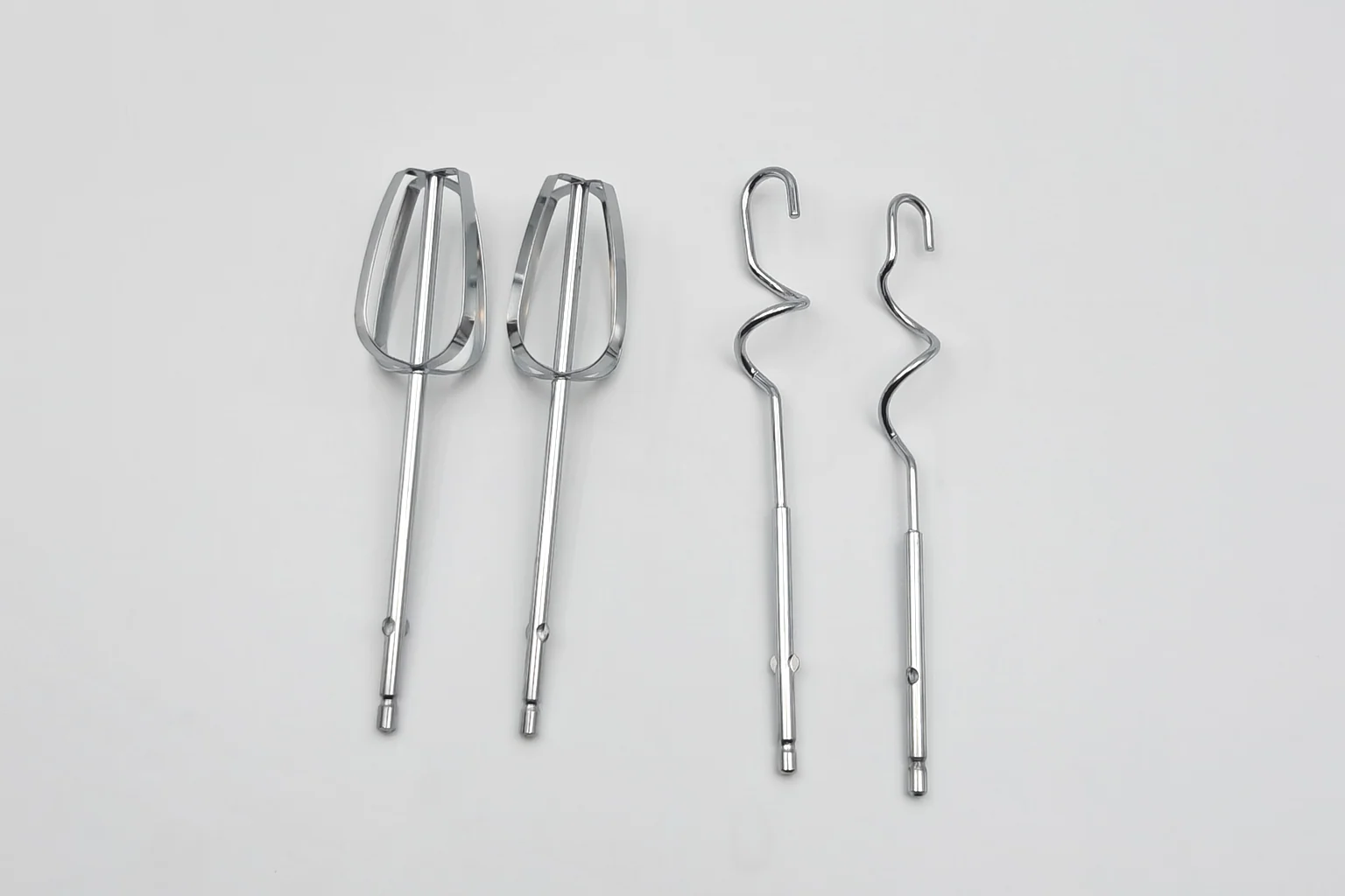 Verified GHM009 accessory set with two chrome-plated beaters and two dough hooks