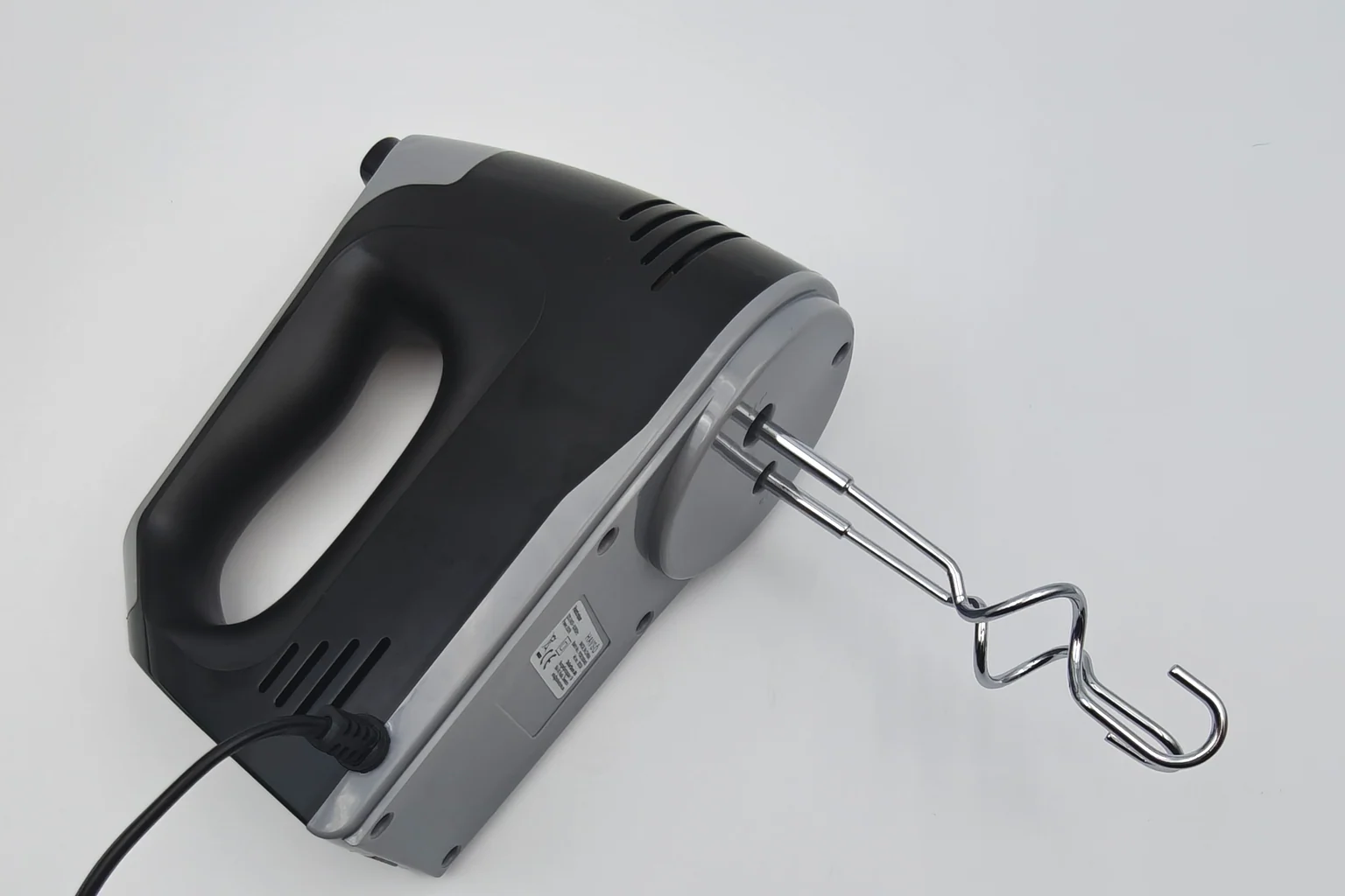 Verified black and gray GHM009 hand mixer with twin dough hooks